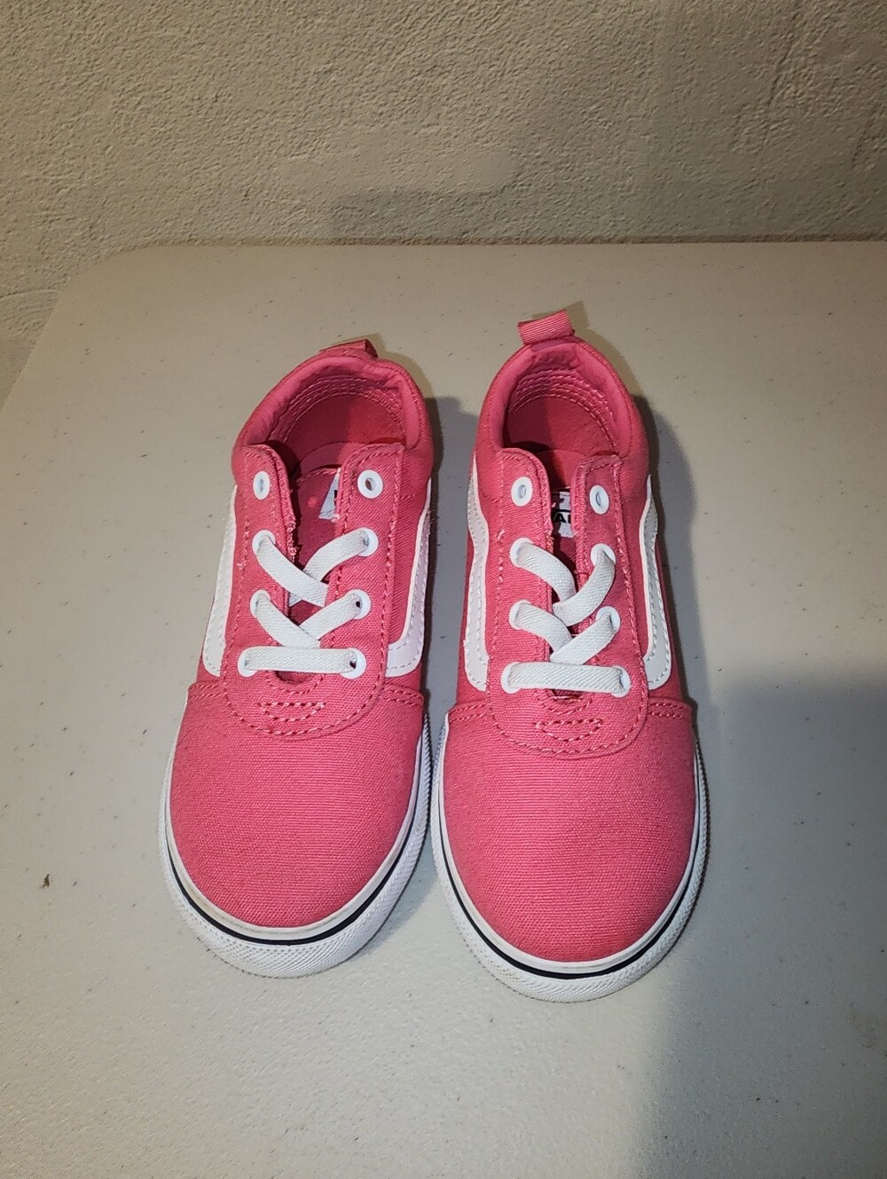 Vans Kids Pink Canvas Skate Sneakers with White Side Stripe Size 10